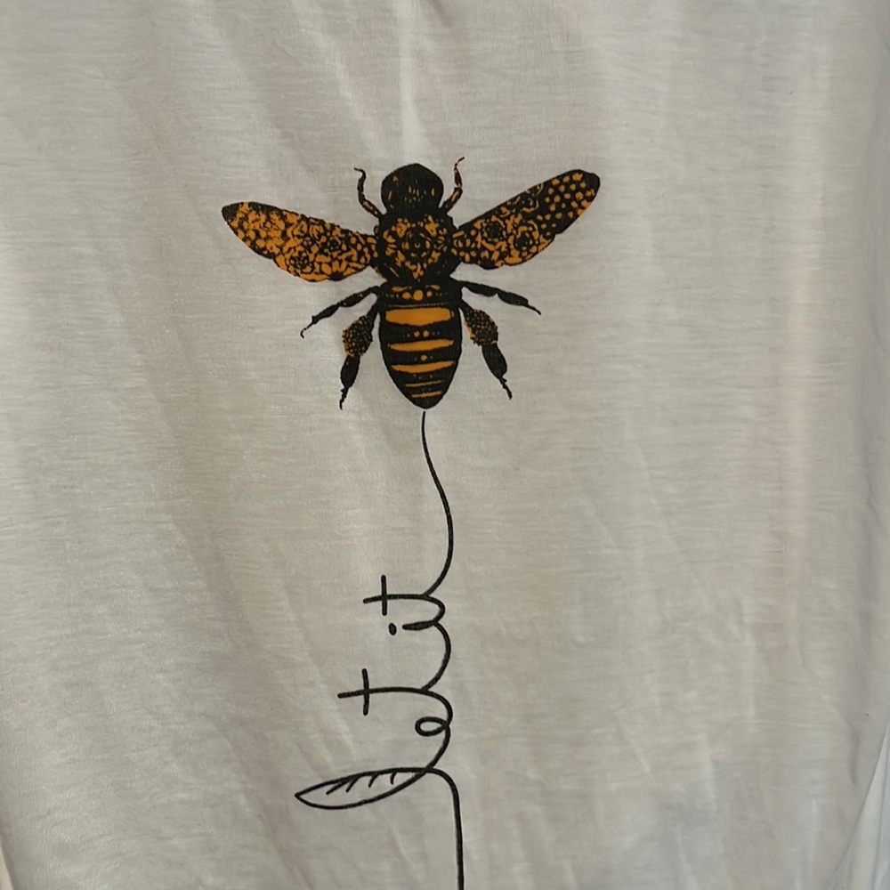 Let it bee tshirt XL - Picture 2 of 5